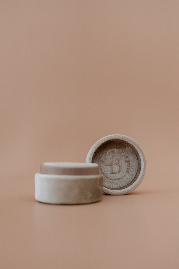 Velvet Ring Box Round Bone