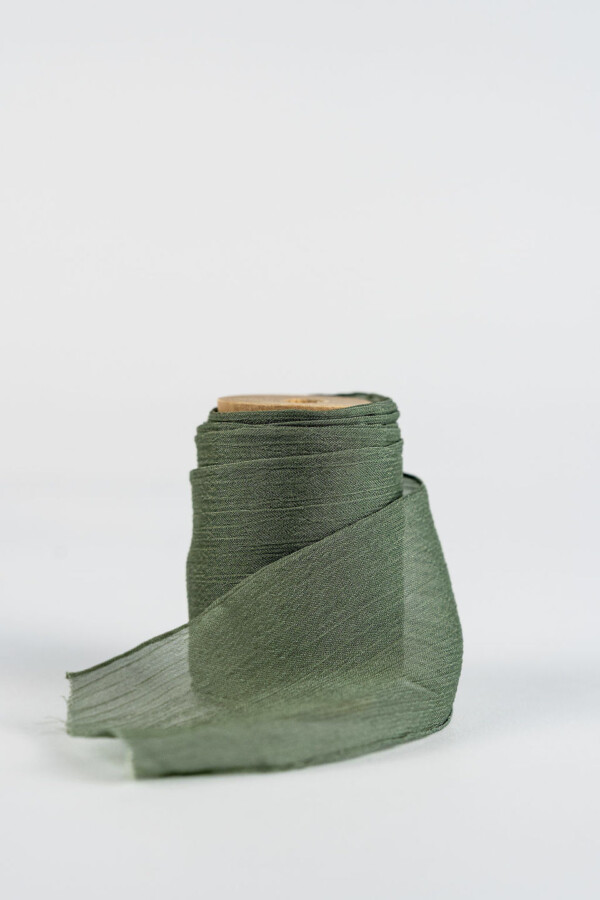 Crinkle Chiffon Ribbon Clover - Image 2