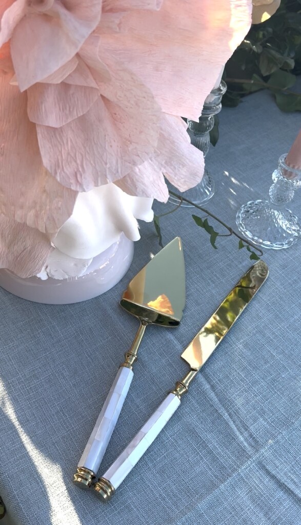 Gold Vintage Cake Knife Server Set **Out of stock**