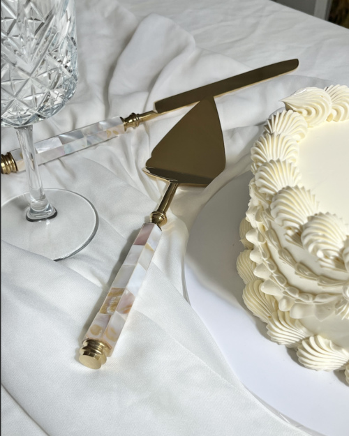 Gold Cake Server Set **Seconds**