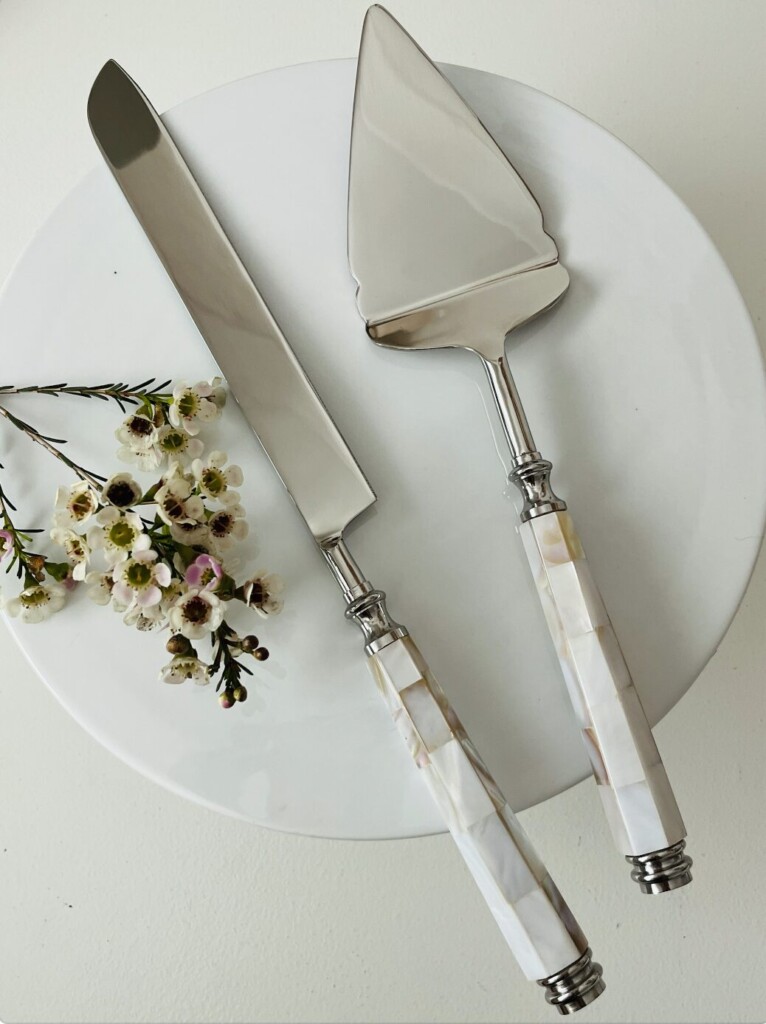 Silver Vintage Cake Knife Server Set **Out of stock**
