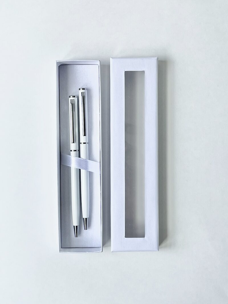 White & Silver Wedding Pen - Boxed Pair