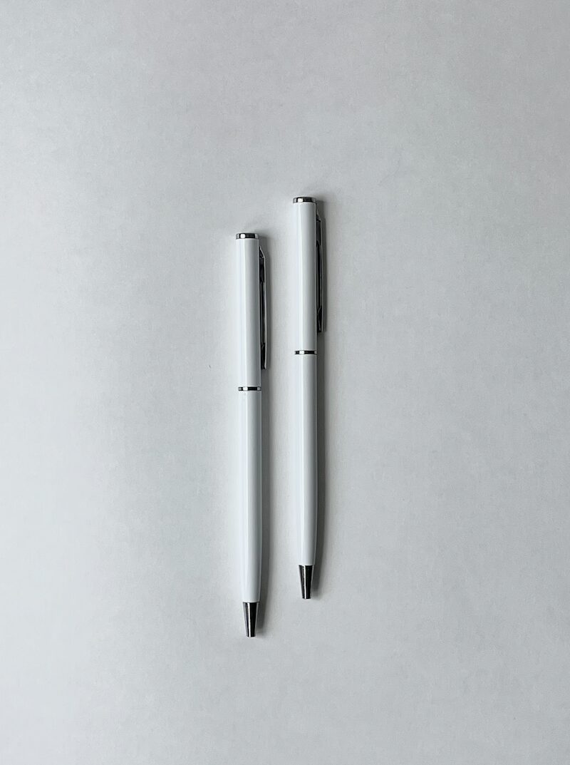 White & Silver Wedding Pen - Boxed Pair - Image 3