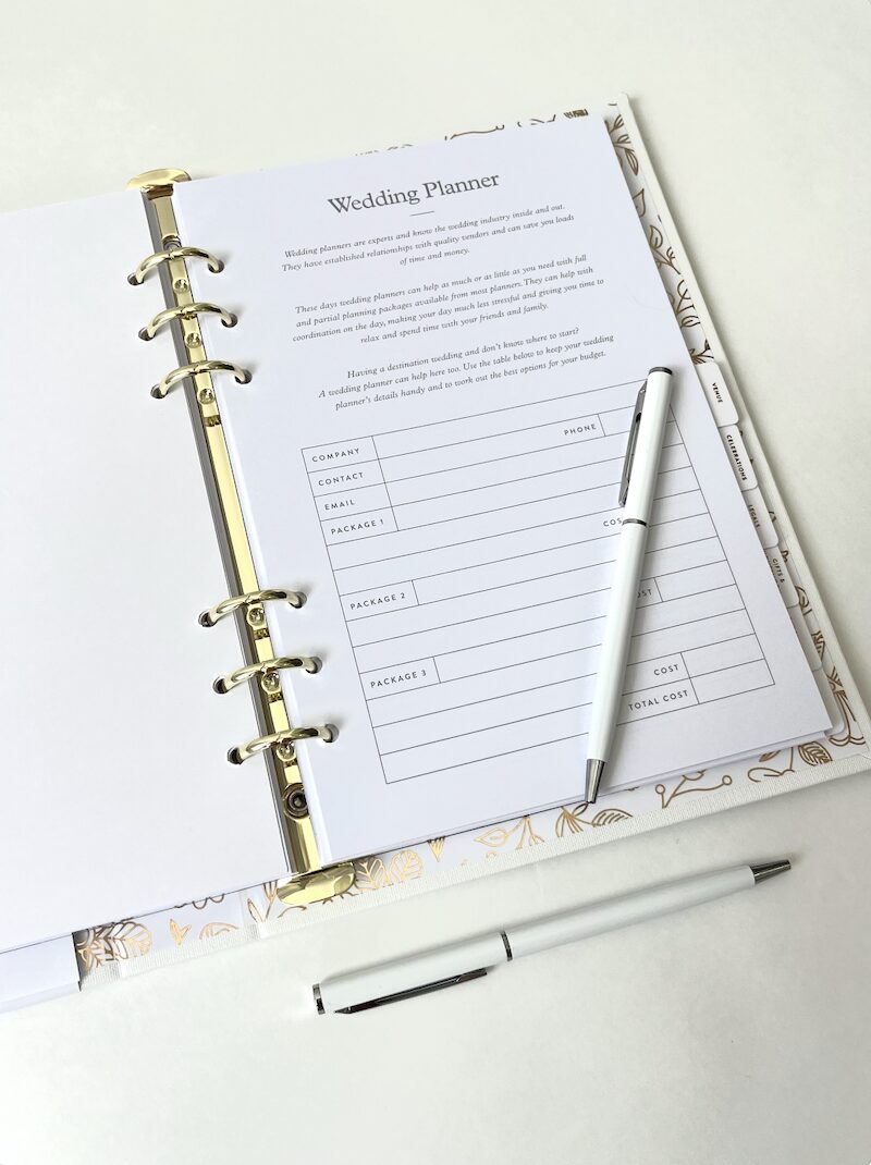 White & Silver Wedding Pen - Boxed Pair - Image 4